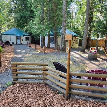 Riverbend Cottage & Rv Resort Parksville Exteriör bild