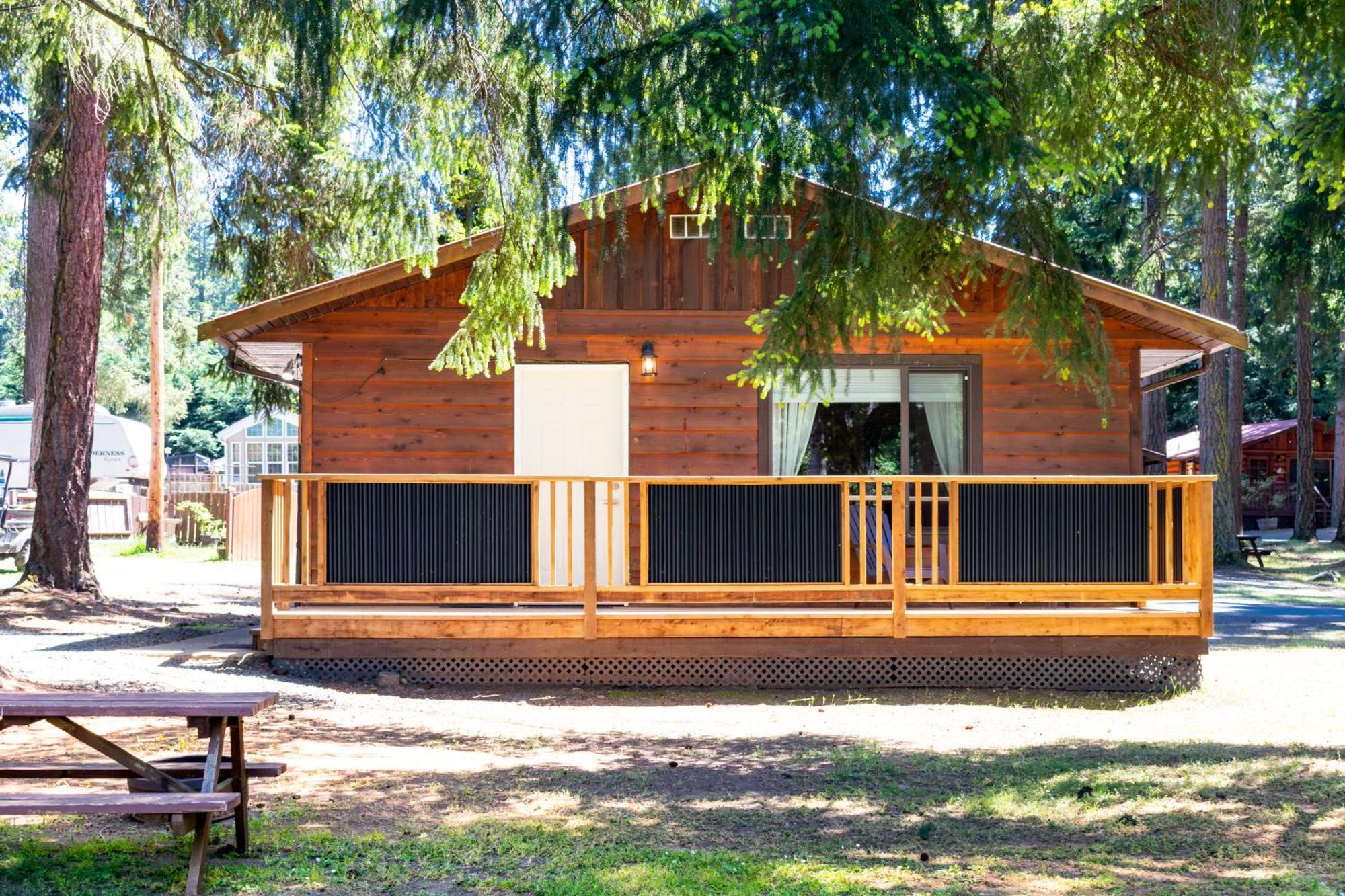 Riverbend Cottage & Rv Resort Parksville Exteriör bild